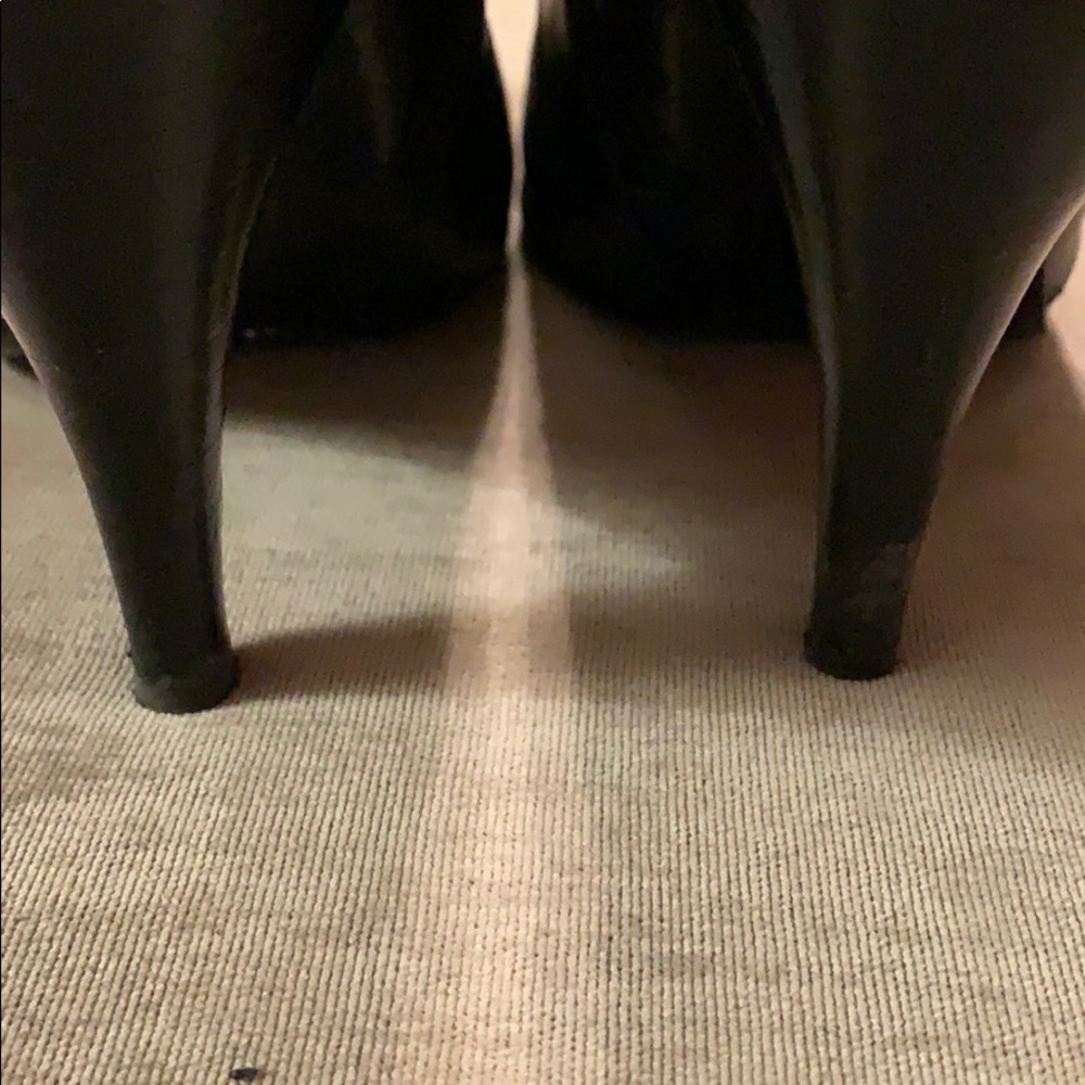 Nine West Black Leather Booties 8 - Picture 6 of 7